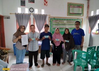 Pemdes Tobongon Salurkan BLT Tahap 1 Tahun 2024