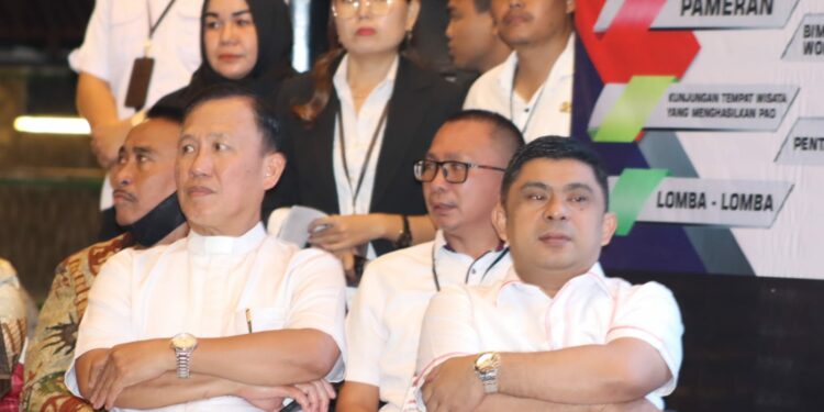 Hadiri Legislative Sulutgo Expo di Tondano, Meiddy Makalalag Dukung Kemajuan UMKM