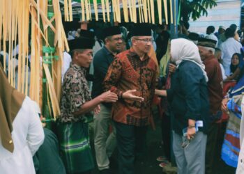 Melayat di Rumah Duka Mantan Ketua TP-PKK Upai, Meiddy Makalalag : Almarhumah Orang Baik