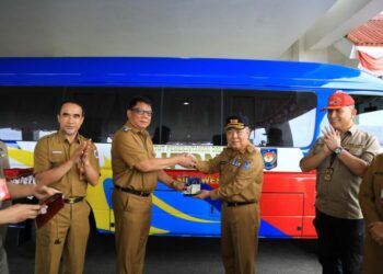 Pemkot Kotamobagu Serahkan Bantuan Kendaraan Operasional ke Kampus IPDN