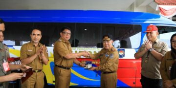 Pemkot Kotamobagu Serahkan Bantuan Kendaraan Operasional ke Kampus IPDN