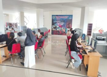 Gedung Perpustakaan Daerah Kotamobagu Diserbu Mahasiswa