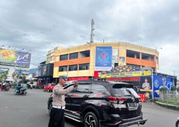 Jelang Lebaran 2025, Sat Lantas Polres Kotamobagu Urai Titik Jalan Macet