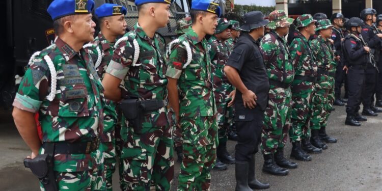 Kapten CPM Simon Gerung Dampingi Kapolres Kotamobagu Tertibkan PETI di Mengkang