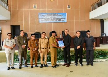 Bupati Oskar Manoppo Sampaikan Ranperda Pertanggungjawaban APBD 2024