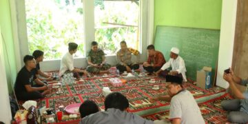Letkol Fahmil Harris dan AKBP Irwanto Kunjungi Ponpes Darurahmah Pontodon