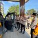 Didampingi Kompol Romel Pontoh, AKBP Irwanto Serahkan Kendaraan Operasional Pamapta Polres Kotamobagu