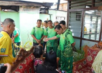 AKBP Irwanto Turunkan Personel Bantu Korban Kebakaran di Kelurahan Tumobui