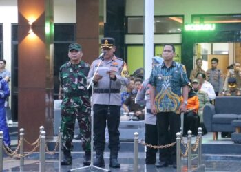 Jelang Nataru, Kapolres Irwanto Pimpin Gelar Pasukan Operasi Lilin Samrat 2025