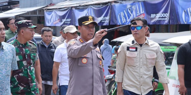 AKBP Irwanto dan Letkol Manase Pantau Stok LPG di Kotamobagu