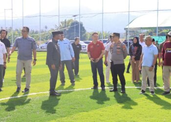 Sinergitas Tanpa Batas, Kapolres Golfried Hasiholan Dampingi Bupati Boltim Pada Peresmian Sport Center