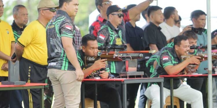 Kapolres Irwanto dan Kajari Saptono Adu Tembak di Gelora Ambang Kotamobagu