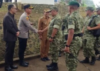 Kapolres Kotamobagu Sambut Kunker Pangdam Merdeka di Markas Yonif TP 868/BS
