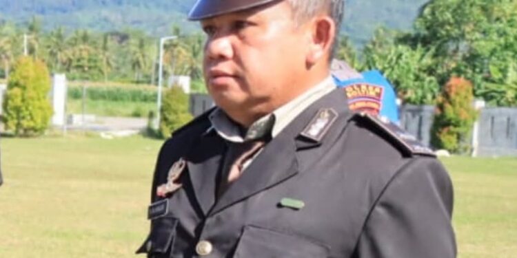 Aipda Alen Kumajas Terima Tanda Kehormatan Satyalancana