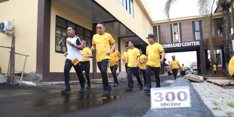 Kapolres AKBP Irwanto & Wakapolres Romel Pontoh Pimpin Langsung Tes Kesamaptaan Jasmani