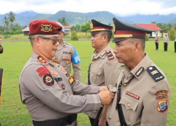 Kapolres Golfried Hasiholan Lantik Tim Inti Baru di Lapangan Apel